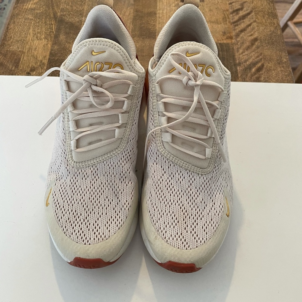 Nike Women’s Air Max 270 Sneakers in Beige, Gold & Red - Picture 2 of 7